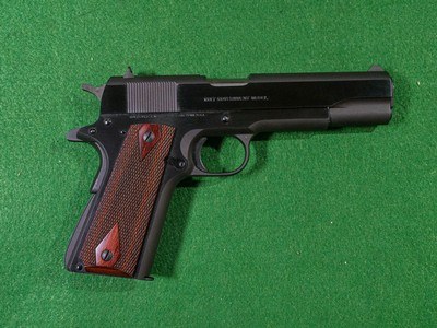 Colt - 1911 Mark IV, Series 70, Blued Finish, .45 ACP. 5
