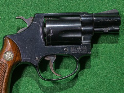 Smith & Wesson - Model 36, Blued, .38 Special. 2
