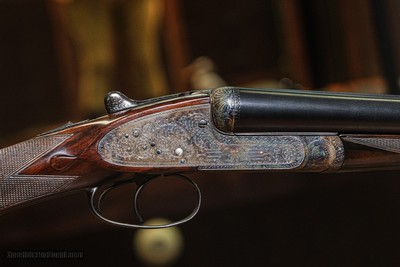 Holland & Holland - Royal Engraving, SxS, Straight Grip Stock, Single Trigger, London Style Refinish, 12ga. 28