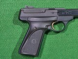 Browning - Buckmark, .22 LR. 5 1/2