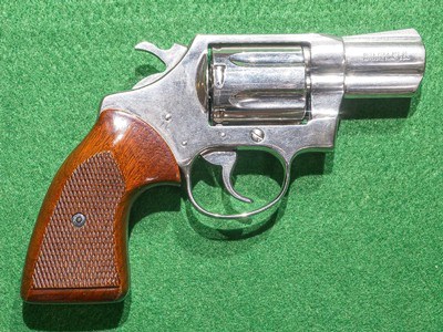 Colt
Detective Special, Nickel Finish, .38 Special. 2" Barrel. MAKE OFFER.