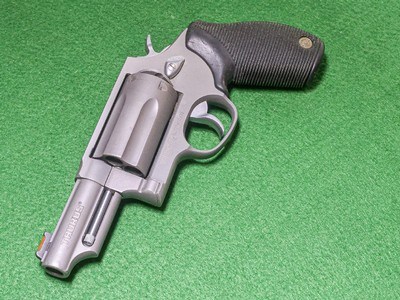 Taurus - The Judge, Matte Finish, .45 LC/.410. 3