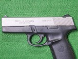 Smith & Wesson - Model SW40V, .40 S&W. 4