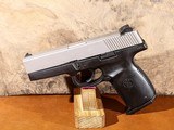 Smith & Wesson - Model SW40V, .40 S&W. 4