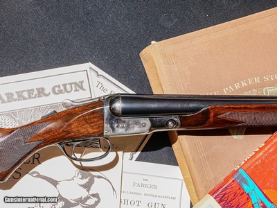 Parker - VHE, SxS, 1 1/2 Frame, Single Selective Trigger, 98% Original Case Color, 12ga. 26
