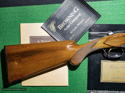 Browning - Grade 1, O/U, Round Knob Short Tang, Gold Single Selective Trigger, 1967 Made In Belgium, 20ga. 26 1/2” Barrels Choked IC/M. MAKE OFFER. - Image 4 of 11