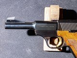 Browning - Challenger, Made In Belgium, .22 LR. 4.5