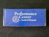 Smith & Wesson - M&P Performance Center Shield M2.0, 9mm Luger. 4