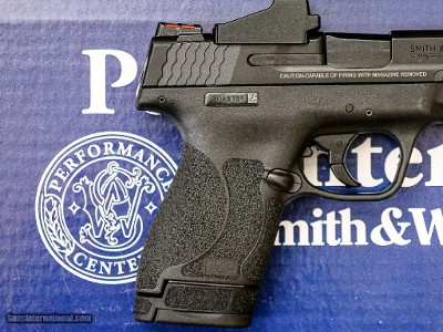 Smith & Wesson - M&P Performance Center Shield M2.0, 9mm Luger. 4