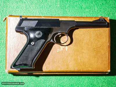 Colt - Woodsman, 2nd Series, .22 LR. 4 1/2