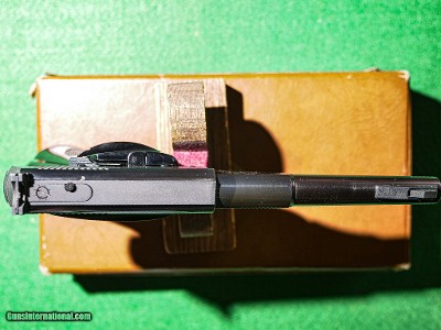 Colt - Woodsman, 2nd Series, .22 LR. 4 1/2
