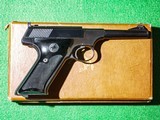 Colt - Woodsman, 2nd Series, .22 LR. 4 1/2