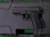 Sig Sauer - P229 Nitron, 9mm. 3.9