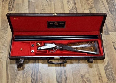Piotti King - Sidelock, SxS, Engraved By Granetti, 12ga. 27 1/2” (70 cm) Chopper Lump Barrels Choked M/F. CASE INCLUDED. MAKE OFFER. - Image 16 of 16