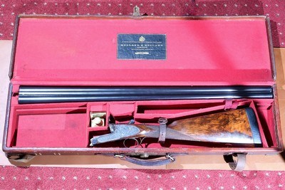 Holland & Holland - Model de Luxe, SxS, Royal Hammerless, Extra Finish, Deluxe Engraved, 12ga. 30