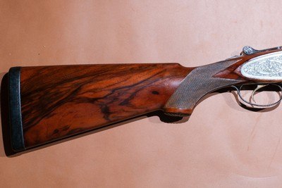 OUTSTANDING, UNUSUAL Beretta - S3EELL, O/U, Engraved by M. Slatnik, Three Barrel Set, 12ga. 28