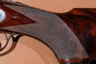 OUTSTANDING, UNUSUAL Beretta - S3EELL, O/U, Engraved by M. Slatnik, Three Barrel Set, 12ga. 28
