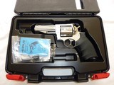 Ruger Redhawk 44 mag Revolver 4.2" barrel - 4 of 4