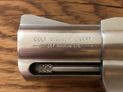 Collector 1999 Stainless Steel Colt Magnum Carry Snub Nose .357 Magnum 2” Barrel with Original Hard Case Serialized To The Gun - Image 4 of 10