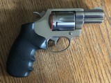 Collector 1999 Stainless Steel Colt Magnum Carry Snub Nose .357 Magnum 2” Barrel with Original Hard Case Serialized To The Gun - Image 3 of 10
