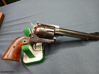 Un converted 1958 Ruger 44 Magnum Flattop 3 Screw 357 Blackhawk