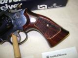 Smith & Wesson 19-5 357 with Box - 2 of 13