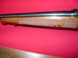 Winchester 70 Fwt Ultra Grade 270 NIB with Walnut Display Case - 12 of 21