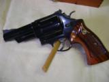 Smith & Wesson 57 41 mag with walnut case - 2 of 15
