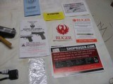 Ruger SR9C 9MM with Box - 4 of 13