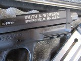Smith & Wesson M&P 22 22LR Like new with case - 2 of 9