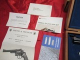Smith & Wesson 57 41 Mag with Wood Box and Outer shipping box - 4 of 20