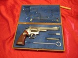 Smith & Wesson 19-3 357 with Case - 1 of 17