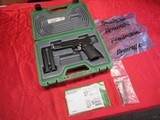 Remington 1911R1 45 Auto with case Looks Unfired - 1 of 18