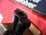 S&W 586 357 Magnum with Box - 18 of 21