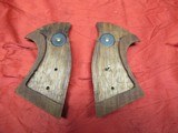 S&W Walnut Grips 18-3 - 7 of 7