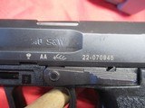 H&K USP 40 S&W with Case - 4 of 15