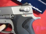 Smith & Wesson Mod 4013 40 S&W with Box - 4 of 16