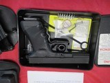 Glock 22 40 Cal with Case and 4 Mags & Holster - 2 of 17
