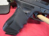 Glock 22 40 Cal with Case and 4 Mags & Holster - 11 of 17