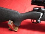 Weatherby Mark V Fiber Mark 300 Wby Mag with Weatherby 3-9 Supreme Scope - 4 of 18