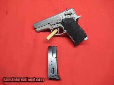 Smith & Wesson Model 669 9MM Lew Horton 1 of 100
