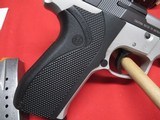 Smith & Wesson 5943 SSV 9MM with Box - 14 of 19