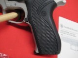 Smith & Wesson 5943 SSV 9MM with Box - 8 of 19