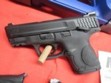 Smith & Wesson M&P9c 9MM with Case, Extra Mag, Manual - 2 of 10