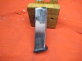 Springfield Armory XD 40 SW 12rd Clip - 2 of 6