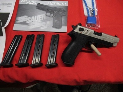 Sig Sauer Mosquito 22LR Two Tone with 4 extra mags & Case & Holster - Image 3 of 14