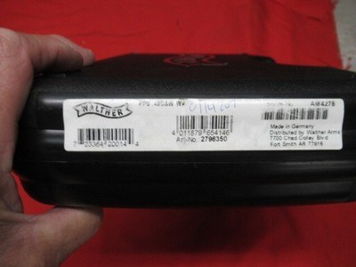 Walther PPS 40 S&W with Case & Two Extra mags - Image 10 of 10