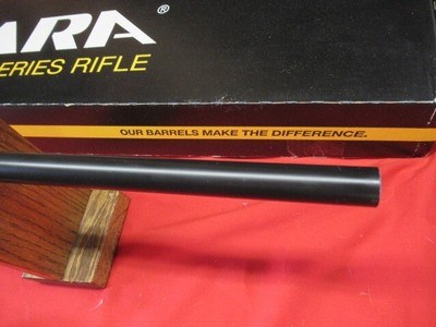 Bergara B14 Hunter 270 win with Box - Image 8 of 21