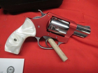 Charter Arms Chic Lady 38 Spl NEW - Image 4 of 9
