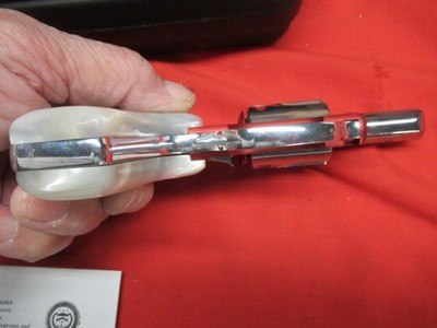 Charter Arms Chic Lady 38 Spl NEW - Image 6 of 9